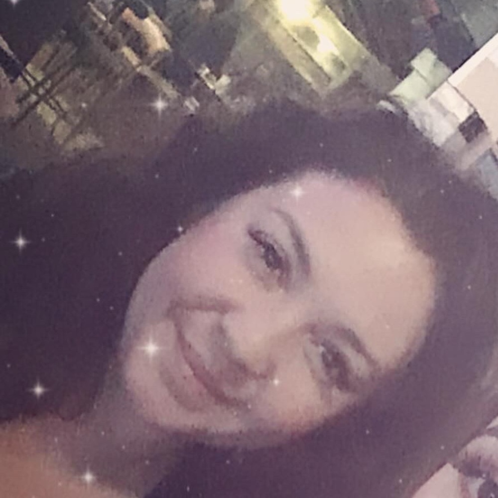 Meet your Posher, Celina